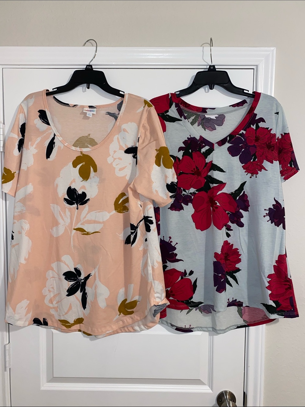 LuLaRoe Peach Floral Scoop & LuLaRoe Light Blue Floral V-Neck Bundle XL